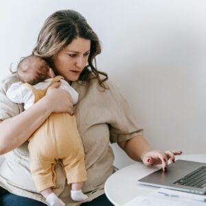 Wie Lange Babytragen Am Tag?